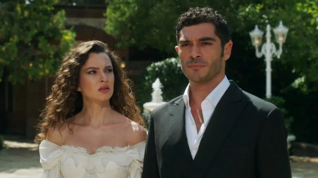 The Nightfall, la nuova serie turca pronta a conquistare l’Italia: tra amore e vendetta The Nightfall, la nuova serie turca pronta a conquistare l’Italia: tra amore e vendetta
