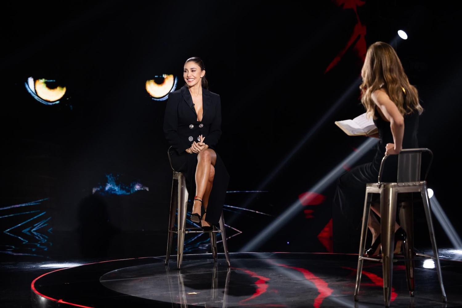 Belén Rodríguez a Belve: tra amori, segreti e il lato manesco con De Martino Belén Rodríguez a Belve: tra amori, segreti e il lato manesco con De Martino