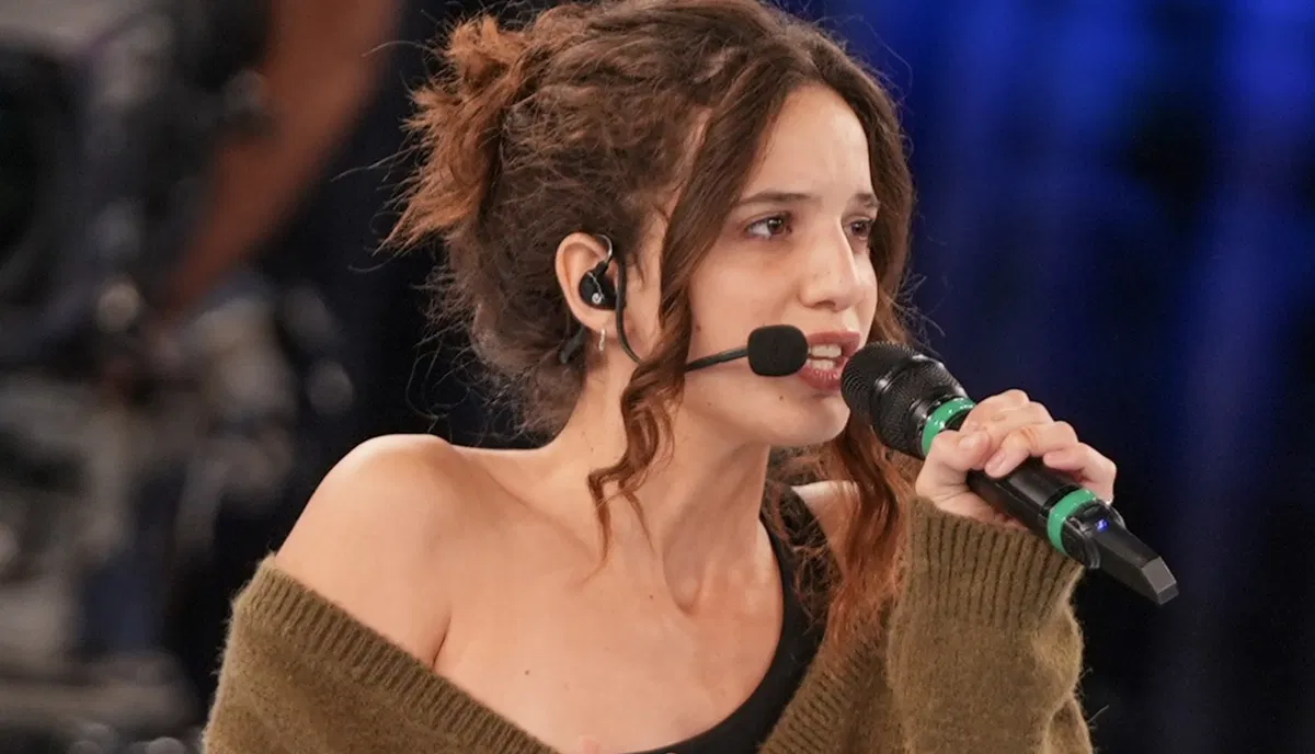 Amici 25, Penelope Massa lascia la scuola: “Non riesco a stare bene, mi ritiro” Amici 25, Penelope Massa lascia la scuola: “Non riesco a stare bene, mi ritiro”