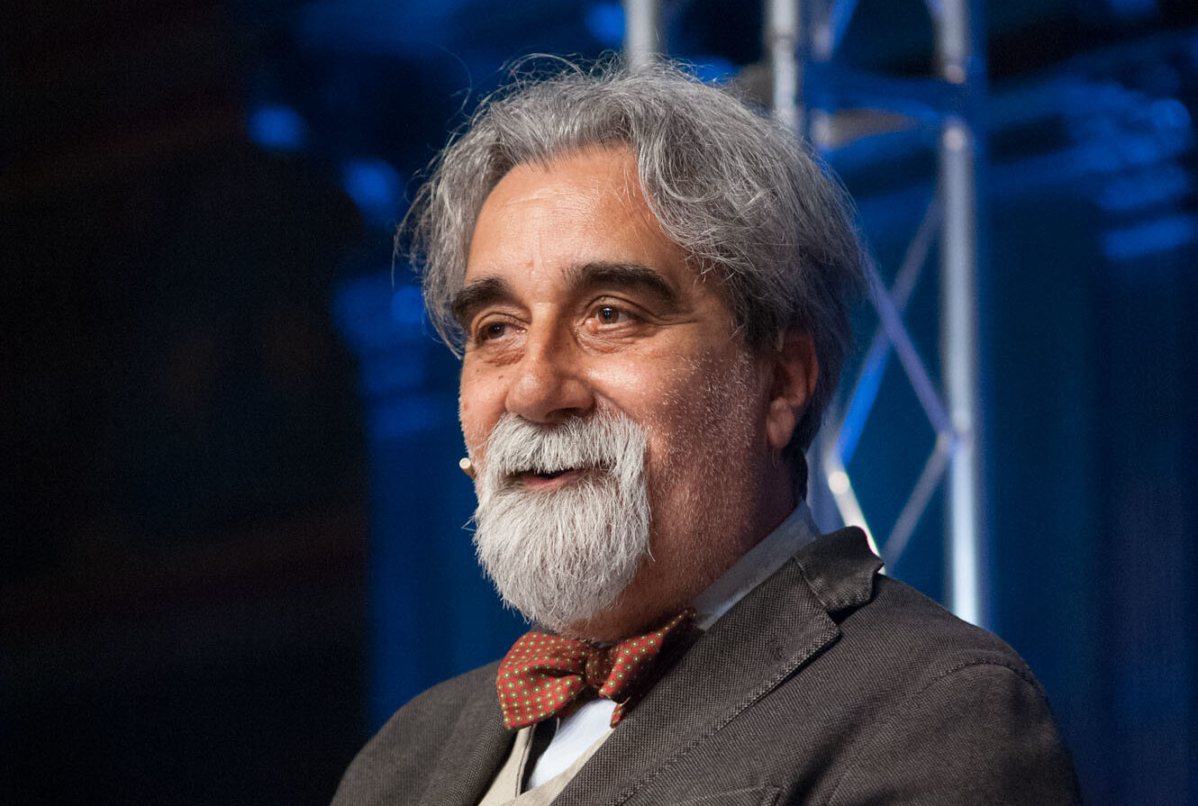 Addio a Peppe Vessicchio: il maestro più amato della musica italiana è morto a 69 anni