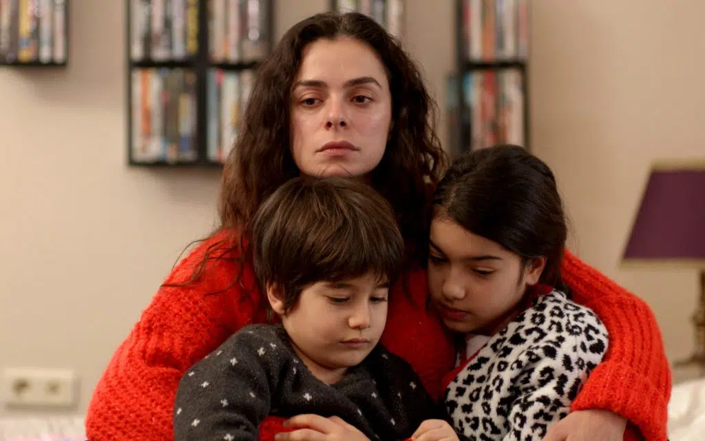 la forza di una donna anticipazioni 17 22 novembre 2025 bahar scopre la morte di yeliz da Tivvusia.com la forza di una donna anticipazioni 17 22 novembre 2025 bahar scopre la morte di yeliz