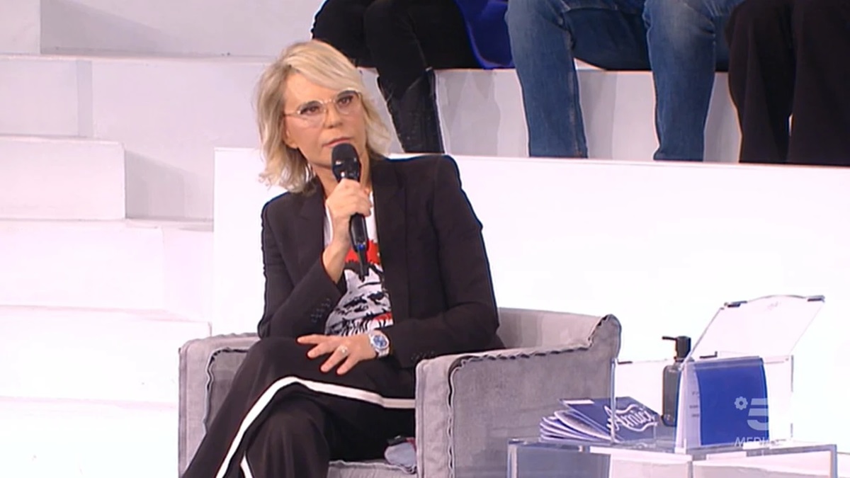 Amici: Cattelan in giuria nell’ottava puntata, prove per il serale in arrivo? Amici: Cattelan in giuria nell’ottava puntata, prove per il serale in arrivo?