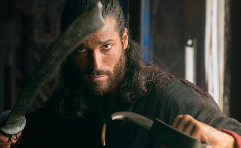 Ascolti TV | Lunedì 8 Dicembre 2025. Sandokan cala ma resta al comando con il 27,6%