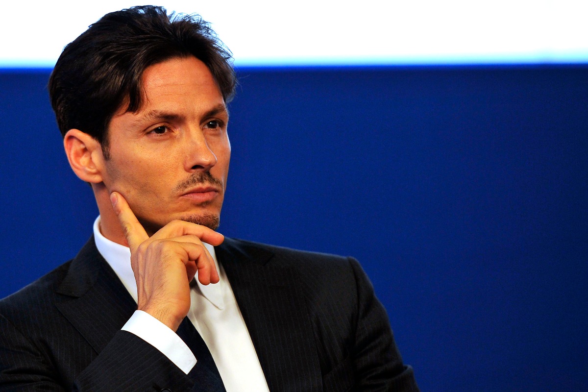 caso corona signorini mediaset rompe il silenzio accolta l8217autosospensione del conduttore da Tivvusia.com caso corona signorini mediaset rompe il silenzio accolta l8217autosospensione del conduttore