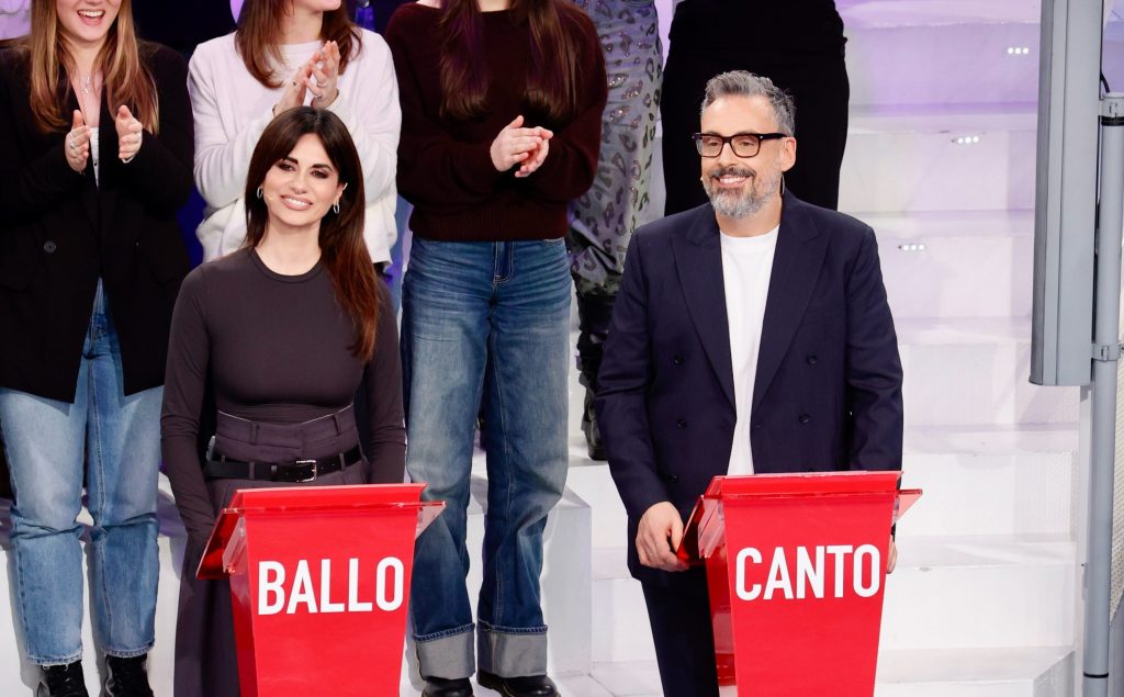 Ascolti TV Total Audience | Domenica 18 Gennaio 2026. Boom di Amici +73K
