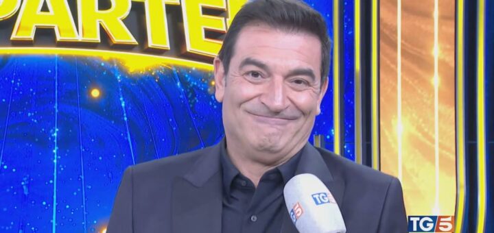 Ascolti TV | Lunedì 2 Marzo 2026. Boom di Scherzi a Parte 26%, Ulisse - Versailles 19.6%