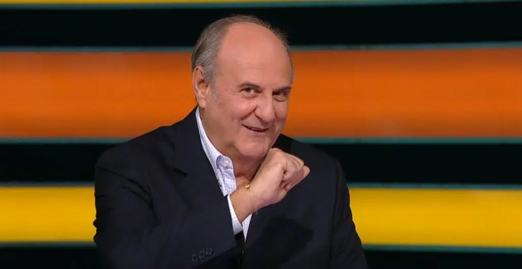 La Ruota della Fortuna festeggia Gerry Scotti: puntata speciale per i suoi 70 anni