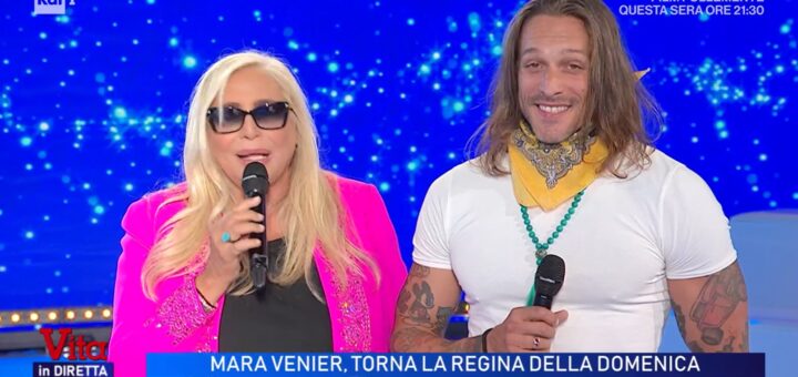 Rifacciamoci gli occhi»: Mara Venier presenta Timothy e svela la nuova Domenica In