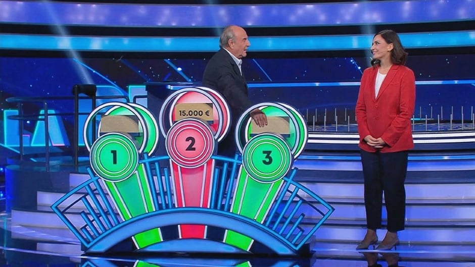 la ruota della fortuna rossana vince 190mila euro gerry e samira commossi da Tivvusia.it la ruota della fortuna rossana vince 190mila euro gerry e samira commossi