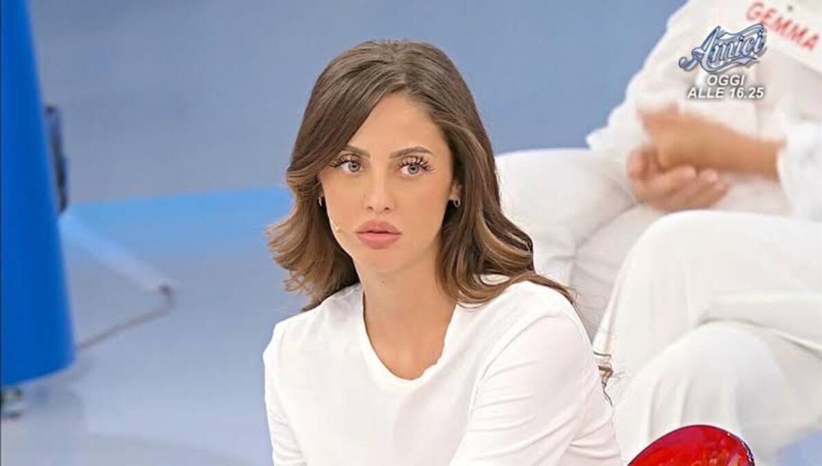 uomini e donne lutto per giorgia angeloni 232 morto il pap224 da Tivvusia.it uomini e donne lutto per giorgia angeloni 232 morto il pap224