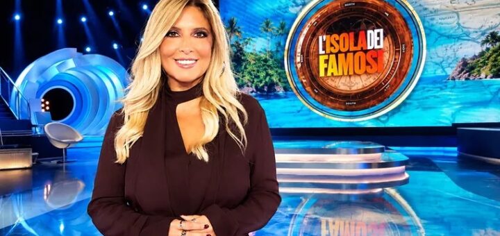 L’Isola dei Famosi, Selvaggia Lucarelli svela nuovi dettagli sulla nuova edizione